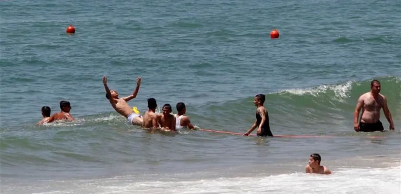 مع انطلاق موسم السباحة.. إرشادات يجب اتباعها