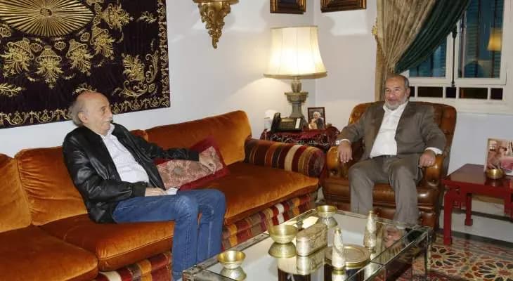 جنبلاط التقى وفد الجماعة الإسلامية وتشديد على أهمية بذل كل الجهود لتحصين الاستقرار
