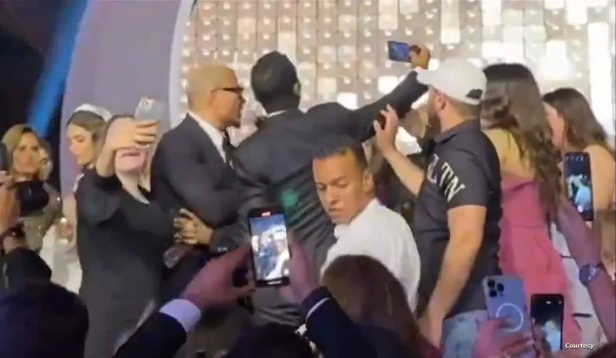 بعد صفعة عمرو دياب.. هذا ما يريده "الضحية"