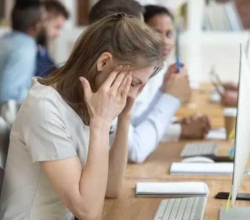 بريطانيا تغلي! 90% من الموظفين يفقدون الحماس.. ما القصة؟