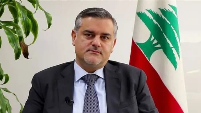 بعد تقرير "التلغراف".. هل تأثرت حركة المطار؟