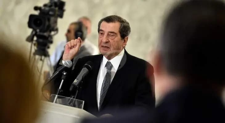 الفرزلي: لن نسمح بالمس بودائع الناس خصوصاً أن سعر الصرف حدّ من هذه الأموال