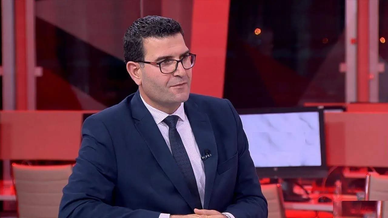 "شهيدًا على مذبح الوطن".. الحاج حسن ينعي أبو دلة