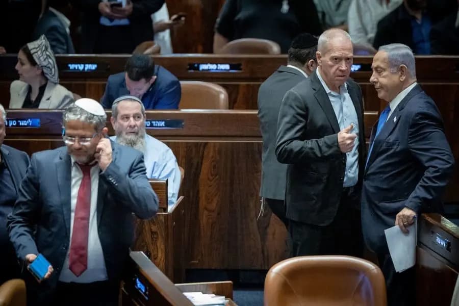 ما بين بن غفير وغانتس.. من هو خليفة نتنياهو؟