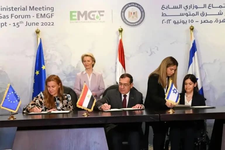 "تاريخي"، وصفٌ في غير موضعه لـ نفتالي بينيت!