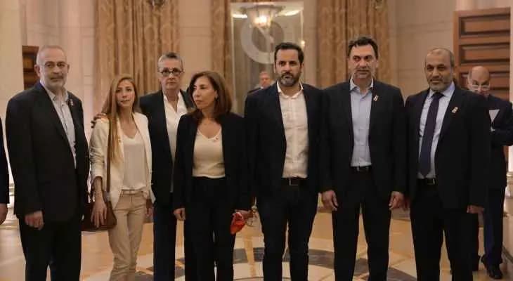 لقاء يجمع نواب اللقاء النيابي الشمالي والمستقلين الاثنين للإتفاق على تسمية رئيس لتشكيل حكومة