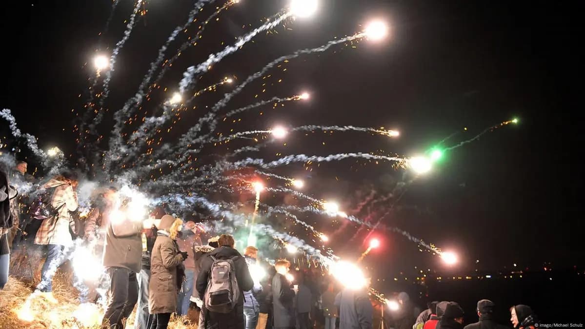 "تفاديا لاندلاع حرائق".. تنبيه من الدفاع المدني