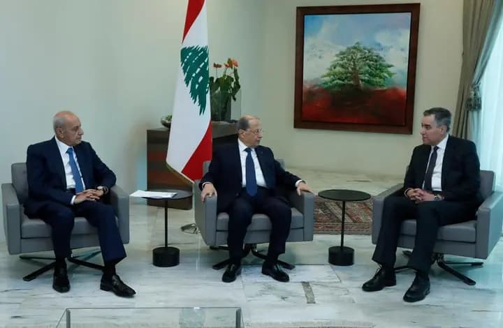 الرئيس ميشال عون يكلف الدبلوماسي مصطفى أديب تشكيل حكومة جديدة