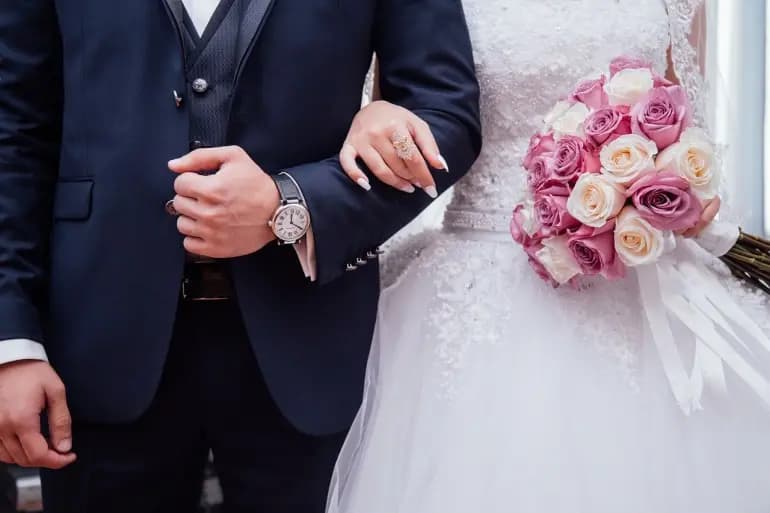 4 مليون نسمة.. مدعوون لحضور حفل زفاف نجمة لبنانية!