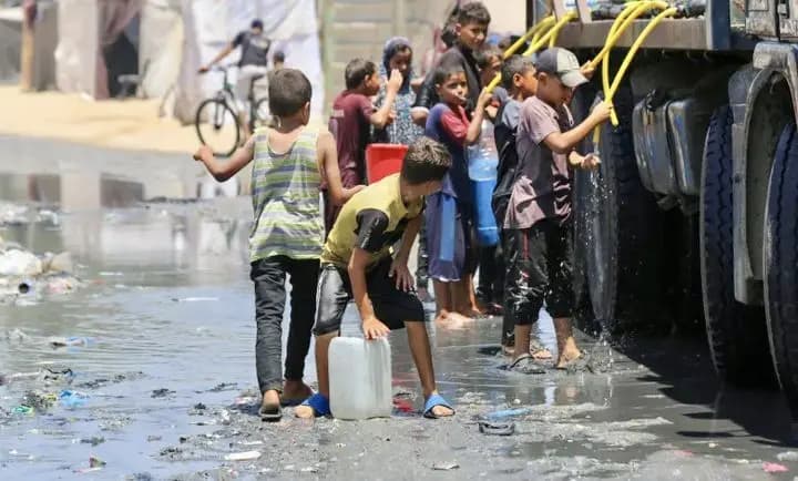 "الصحة" تعلن تفشي شلل الأطفال في غزة