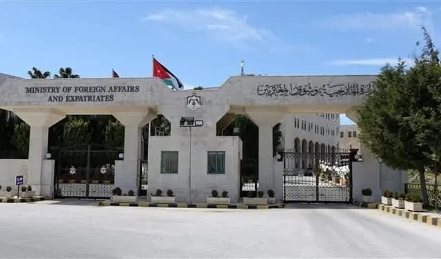 "تصعيد خطير".. الأردن تحذّر رعاياها