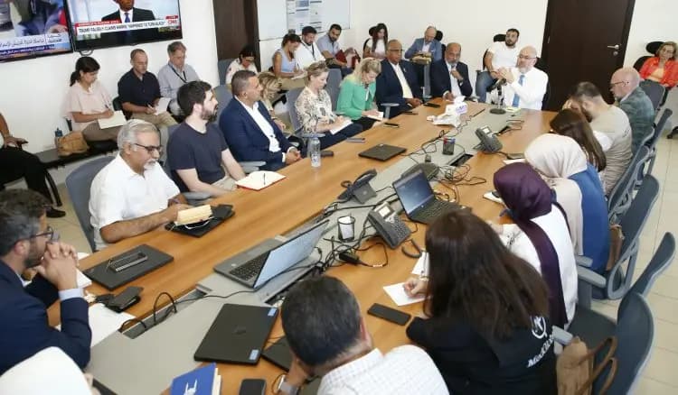 الأبيض: نسعى إلى رفع جهوزية القطاع الصحي