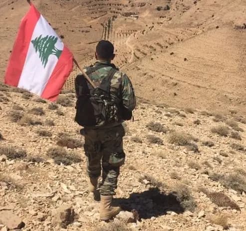 الجيش يشكر كلّ من عايد المؤسّسة العسكريّة