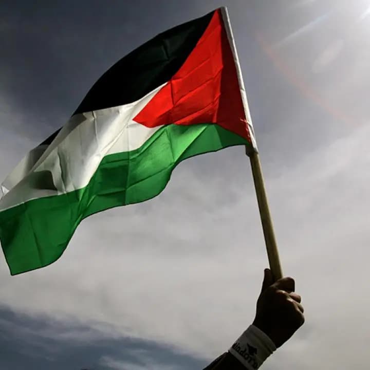 سـ.ـرايا القـ.ـدس تزف ثلة من قادتها ومجاهديها