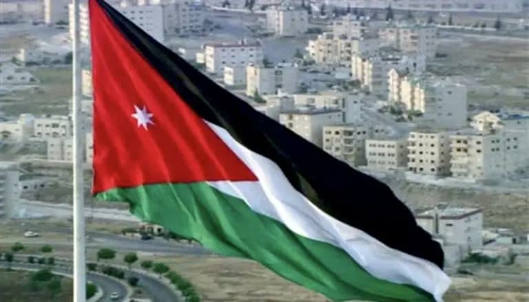 الأردن يطلب من مواطنيه عدم السفر إلى لبنان