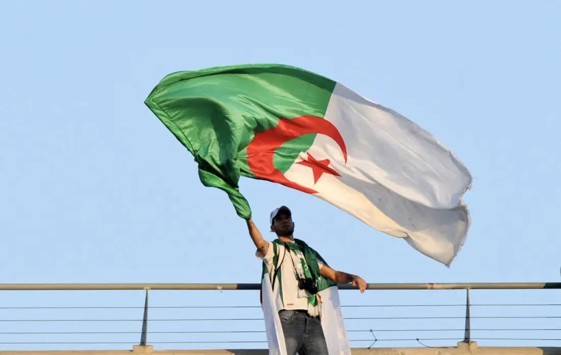 الجزائر: راغبون بالترشح لانتخابات الرئاسة يمثلون أمام القضاء