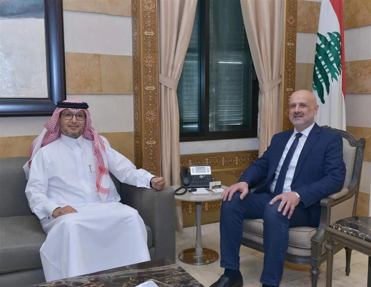 بخاري يزور مولوي.. وهذا ما جرى بحثه