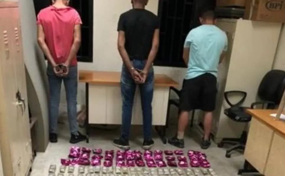 مروّجو مخدرات في قبضة الأمن
