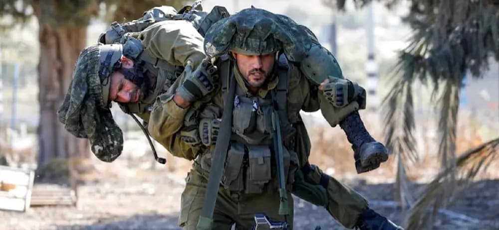 جيش الاحتلال يقر بمقتل جندي وإصابة 4 في غزة