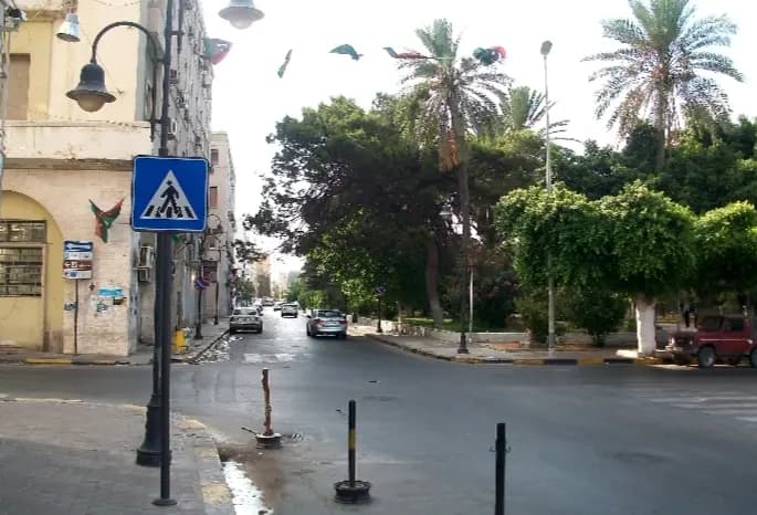 في طرابلس.. سلبوا دراجته ولاذوا بالفرار