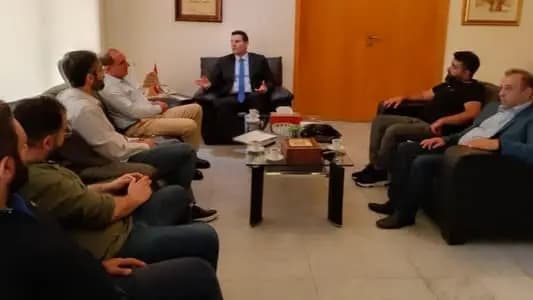 الحاج حسن يستقبل وفدًا من رابطة العاملين في "اللبنانية"