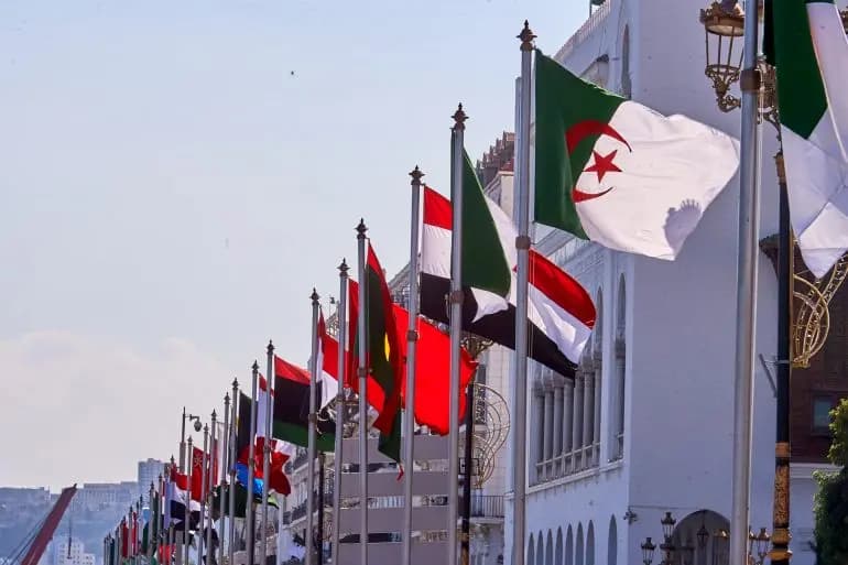 جرأة سفير عربي