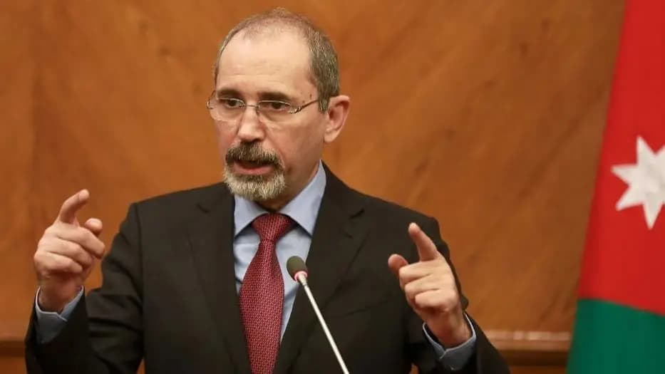 مباحثات هاتفية بين الصفدي ونظيره الإيراني
