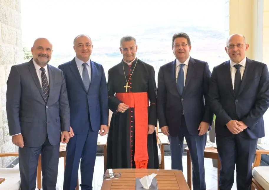 "جايين ناخد البركة".. نواب "التيار" المنشقون في الديمان