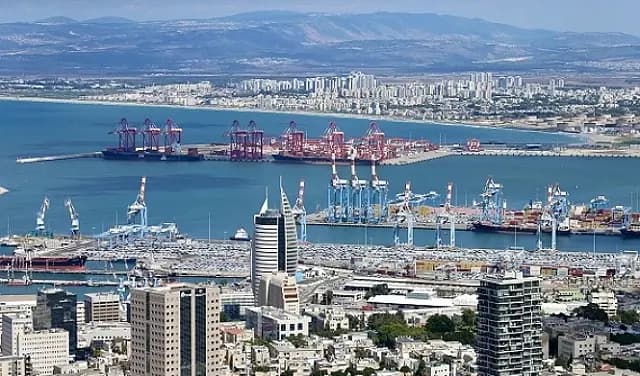 الصواريخ على حيفا تحطم الأوهام: رسائل بالجملة من حزب الله