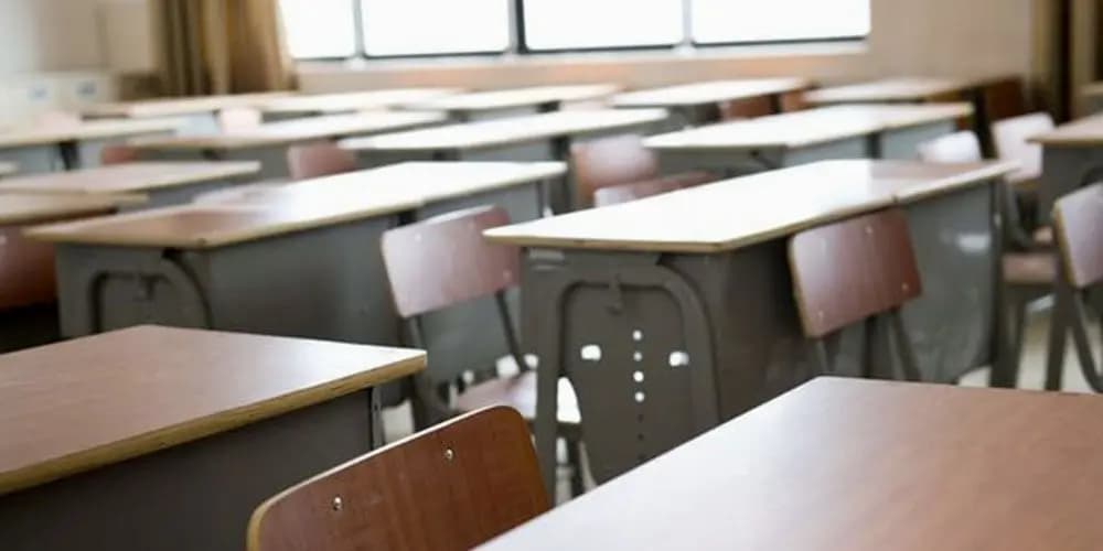 "بسبب الأوضاع الراهنة ".. الحلبي يمدد تعليق الدروس حتى هذا التاريخ