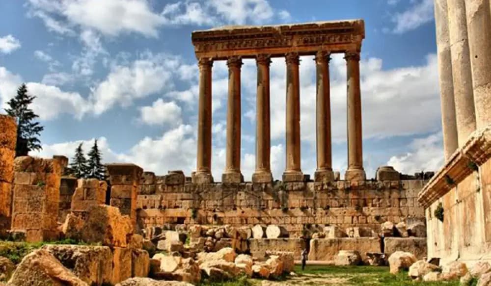 استهداف سيارة في بعلبك