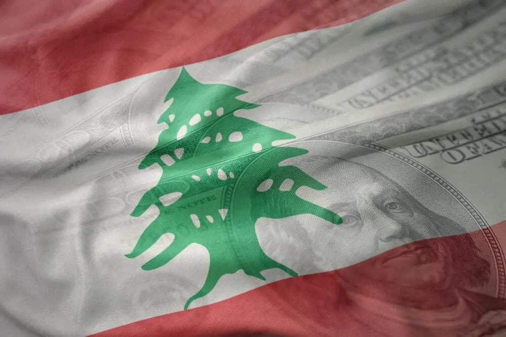 هكذا انقلبت حياة اللبنانيين... أرقامٌ عن الانهيار الكبير!