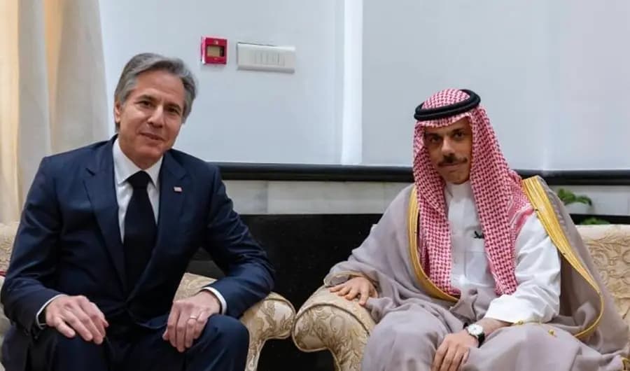 "المستجدات في المنطقة" بين بن فرحان وبلينكن