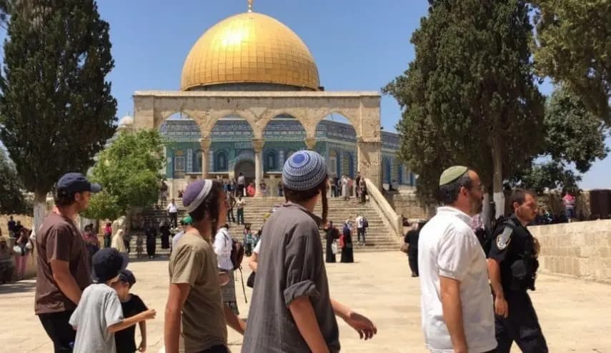 لليوم الخامس.. المستوطنون يدنسون الأقصى