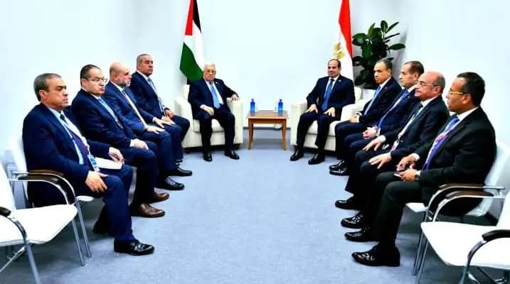 على هامش اللقاء بالرئيس الفلسطيني.. السيسي: نرفض تصفية القضية