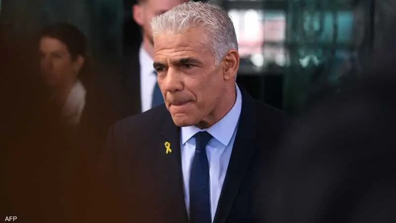 لابيد يدعو إلى ضرب الاقتصاد الإيراني