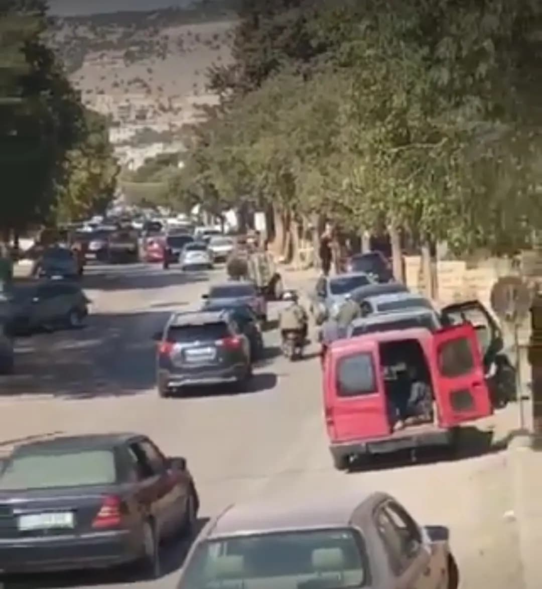 بعد إنذارات العدو.. حركة نزوح كبيرة في بعلبك