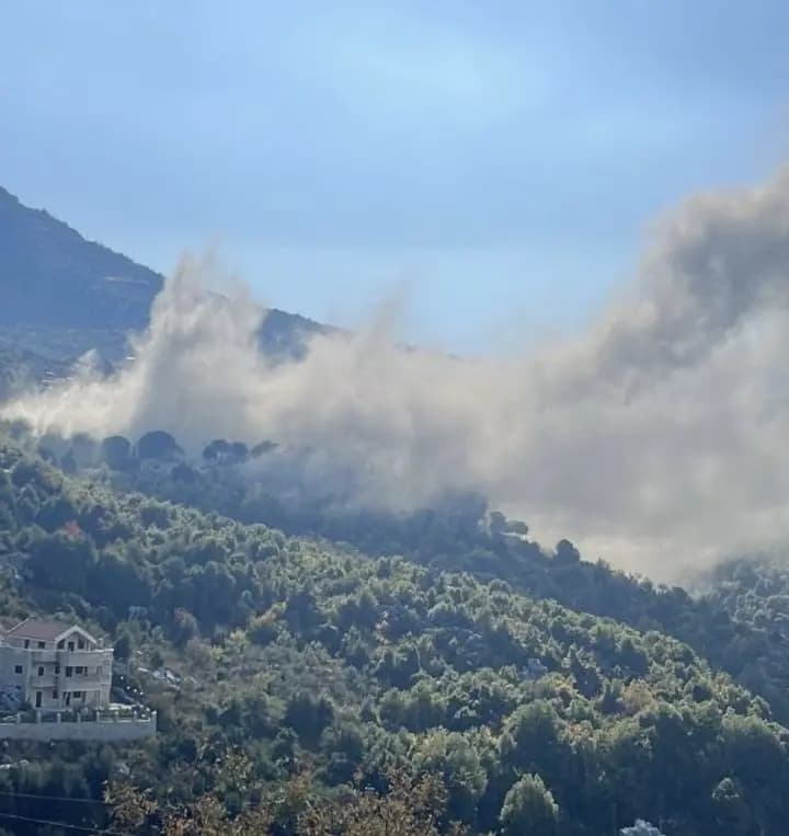العدو يستهدف قرية في قضاء جبيل