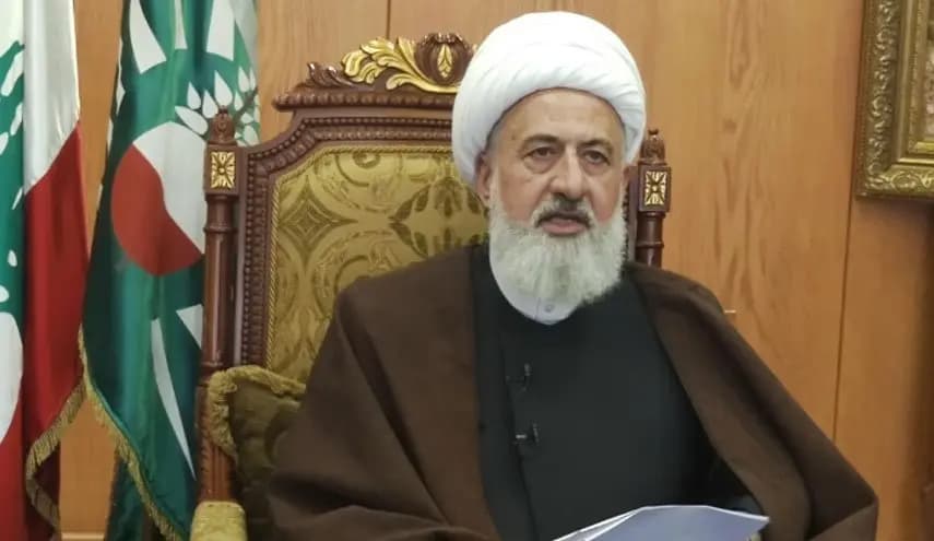 الخطيب: هناك قوى تدافع عن العمالة وتوهم المسيحيين