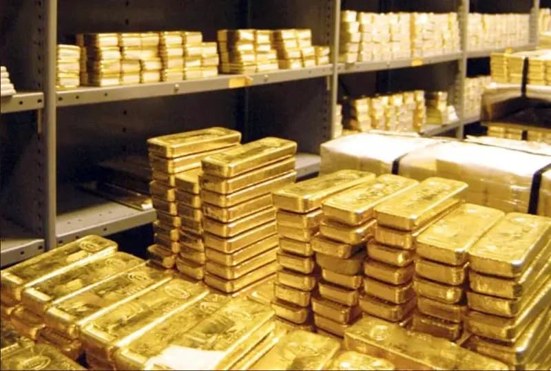 أسعار الذهب تواصل انخفاضها