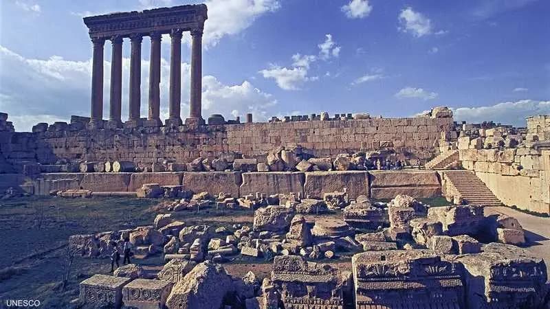بعلبك: التاريخ والإنسان تحت العدوان...