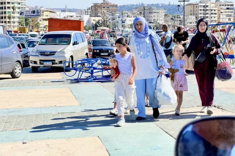 وسط أزمة النزوح البلد يسترجع سياحته