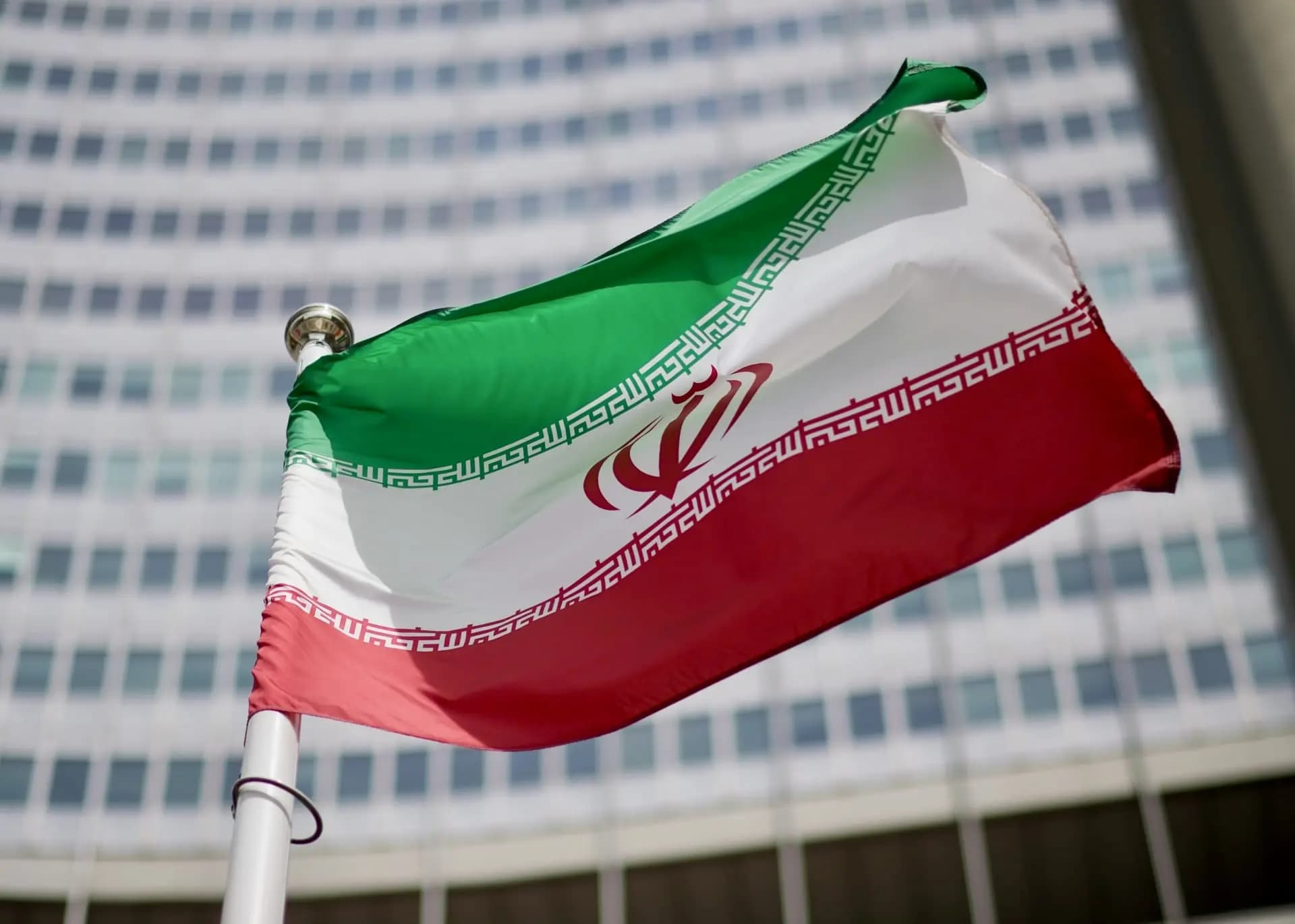 إيران: العقوبات الأوروبية والبريطانية غير مبرّرة