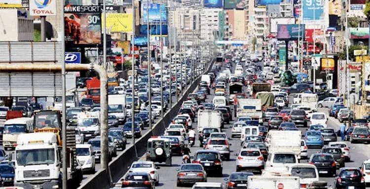 "باتجاه بيروت".. أوتوستراد جونية يشهد حدثاً استثنائياً