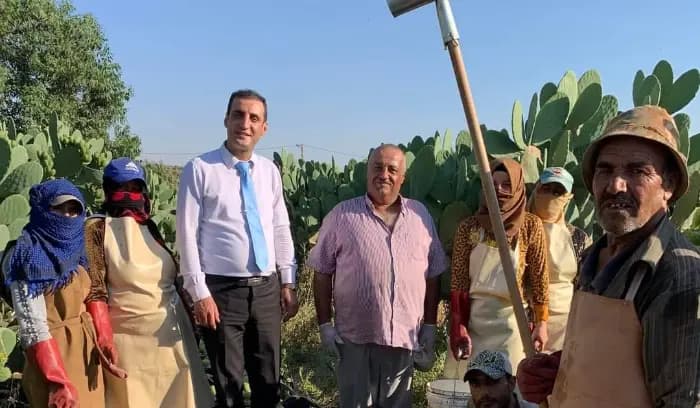 قائمقام حاصبيا تابع مع وزير الزراعة مشكلة تصريف إنتاج فاكهة الصبير