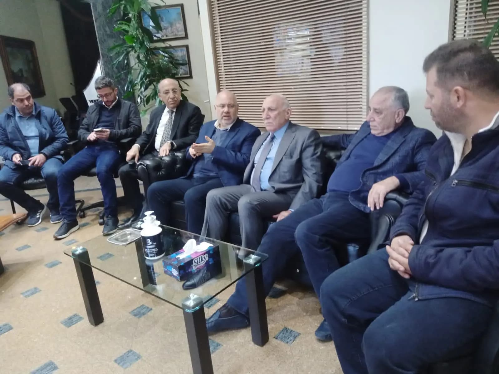 جولة لوزير الصحة في مستشفى رياق: القطاع الصحي قام بواجباته