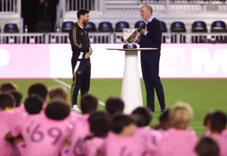 ميسي أفضل لاعب في الدوري الأميركي