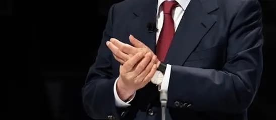 وزير سابق حاول الانتحار في سجنه.. من هو؟