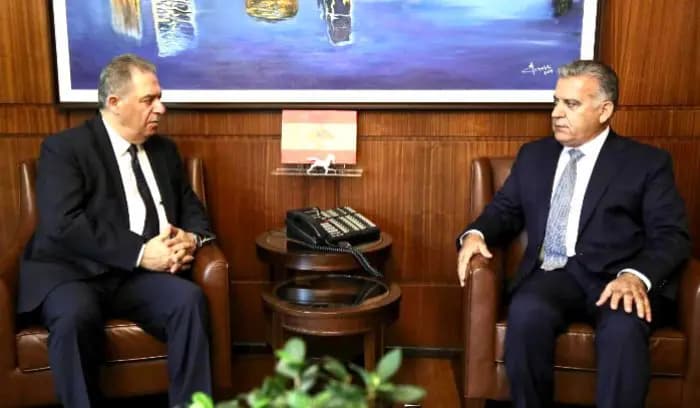 اللواء إبراهيم يبحث والسفير دبور الأوضاع الفلسطينية في لبنان