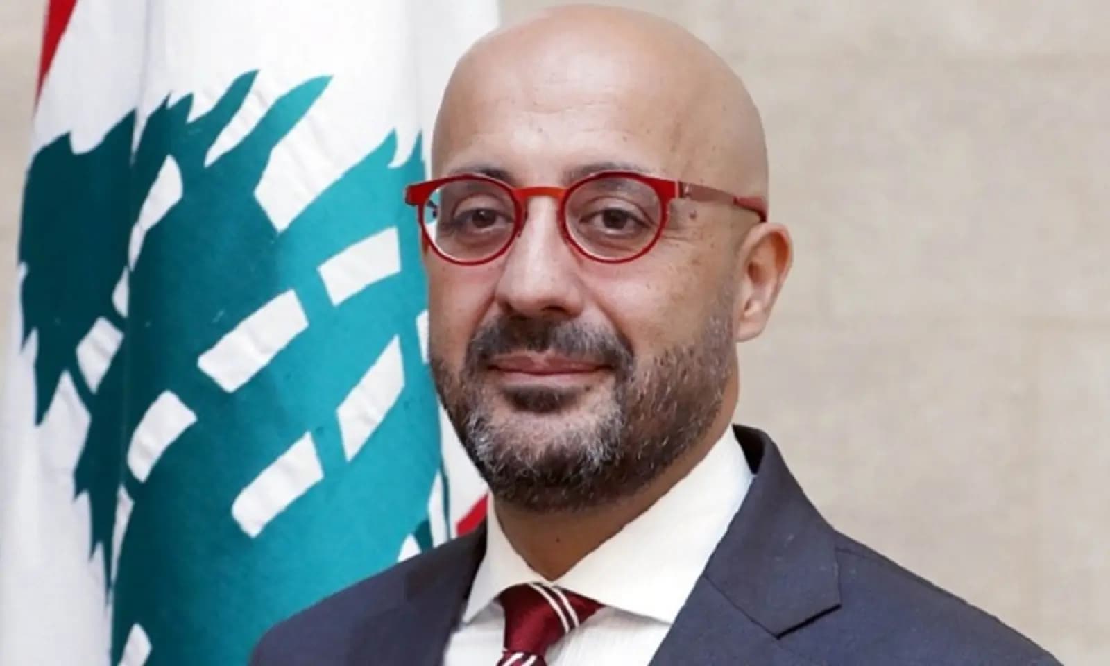 ياسين: سجّلنا حركة انحناء بالأجزاء الشمالية للإهراءات في مرفأ بيروت